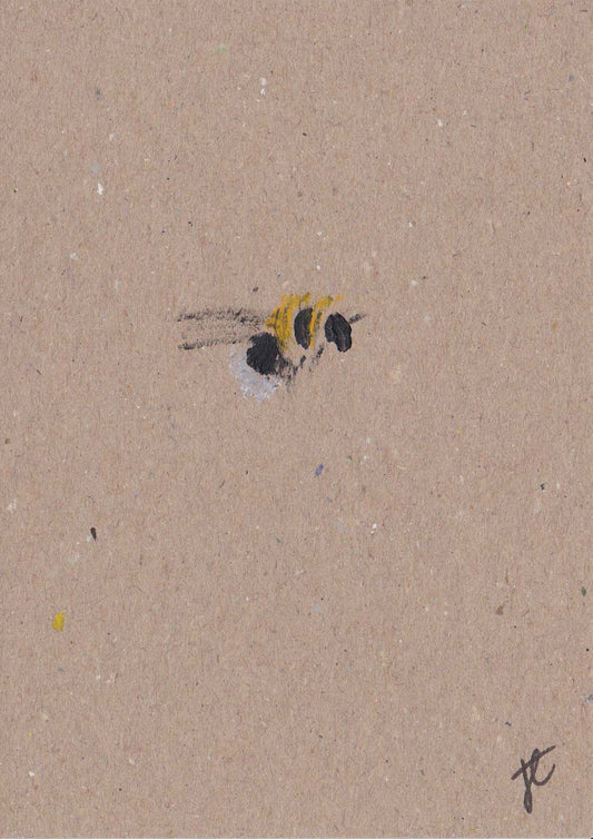 Card with an original, expressive painting of a bee on a textured beige background